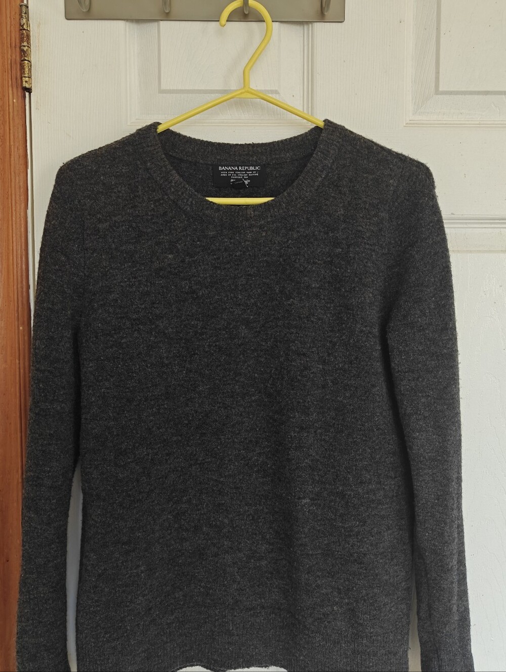 Banana Republic Charcoal Wool Aire Crewneck Sweater, size X-small